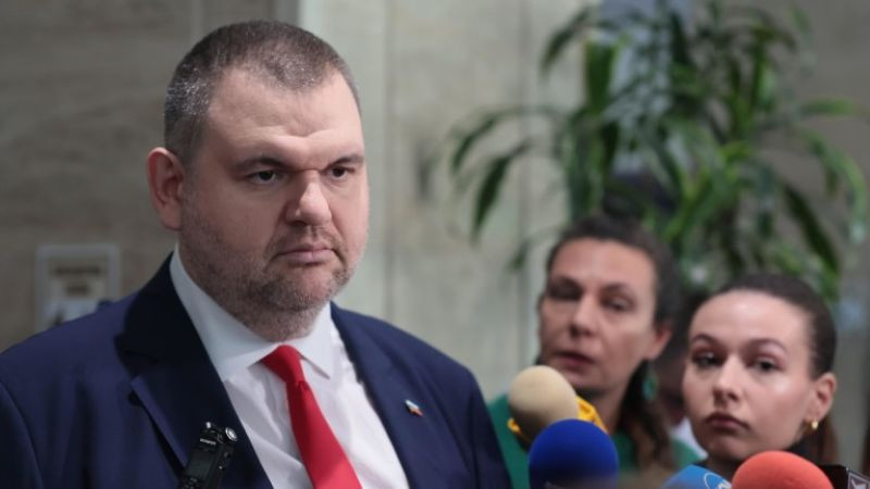 Делян Пеевски радостен, че България е част от Съвета за мир на Тръмп